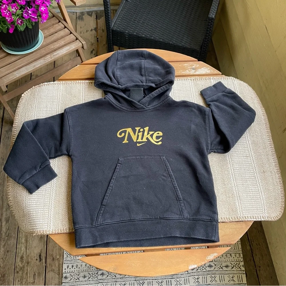 Nike Kid’s Girls Black & Gold Pullover Hoodie XS Sweatshirt Kangaroo Pocket